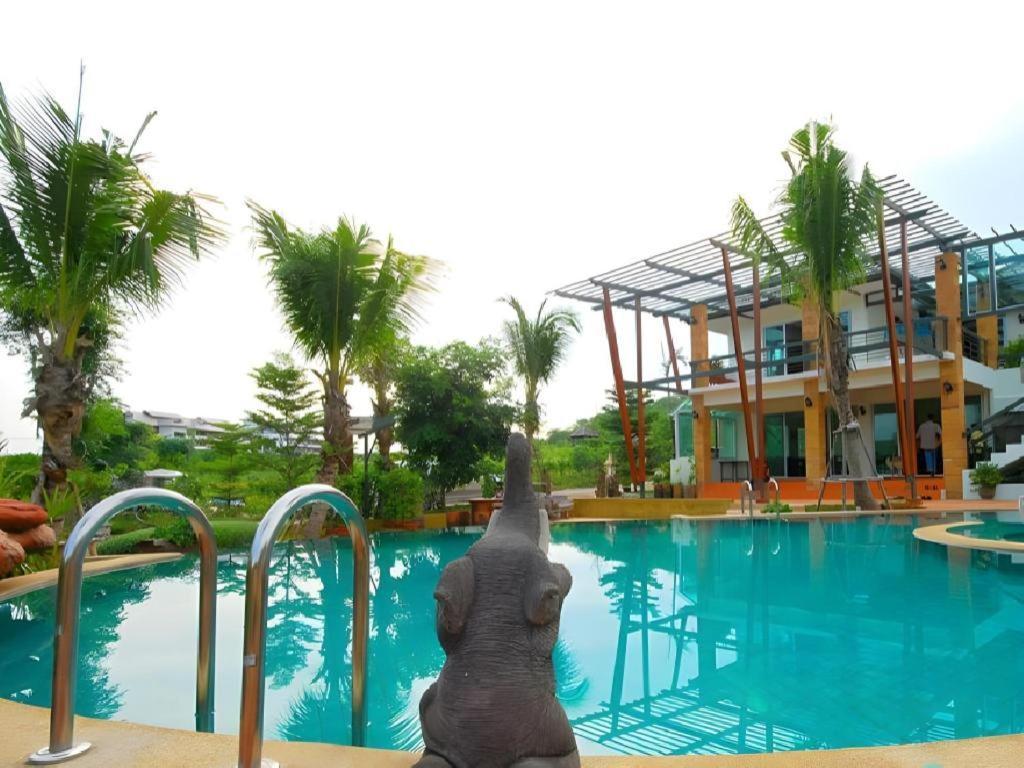 Phu View Resort Khao Yai Pakchong Bagian luar foto