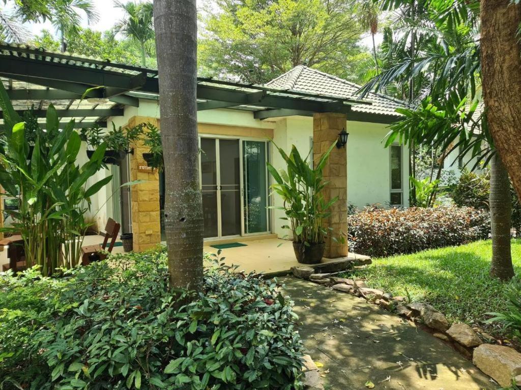 Phu View Resort Khao Yai Pakchong Bagian luar foto