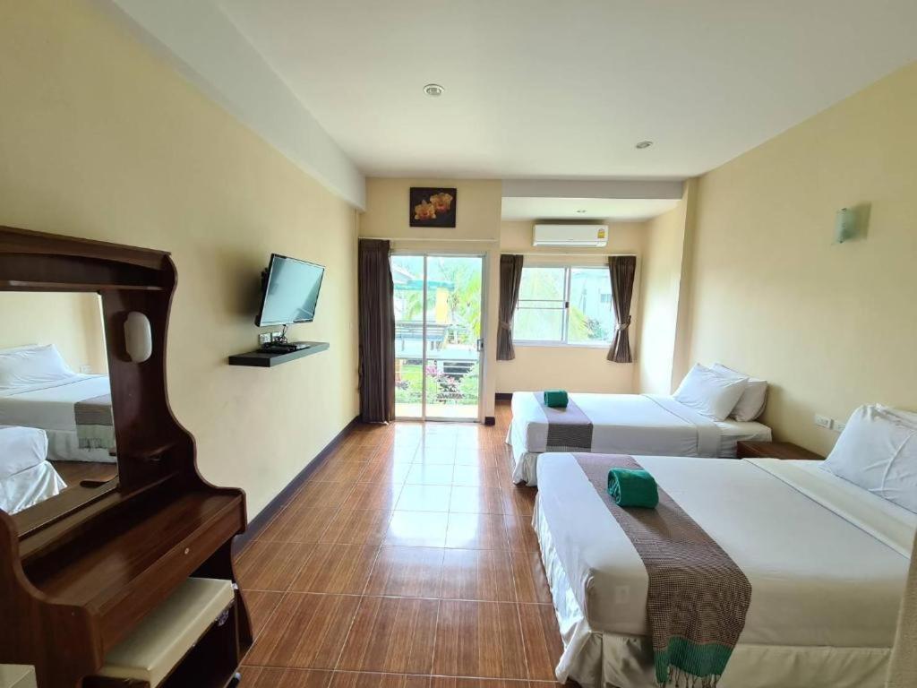 Phu View Resort Khao Yai Pakchong Bagian luar foto